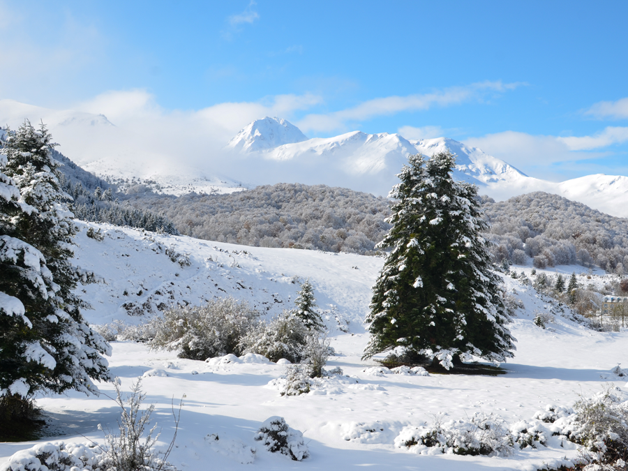Plötzlich Schnee in den Pyrenäen