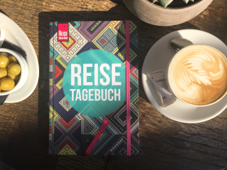 Reisetagebuch Journal Muster mit Kaffe